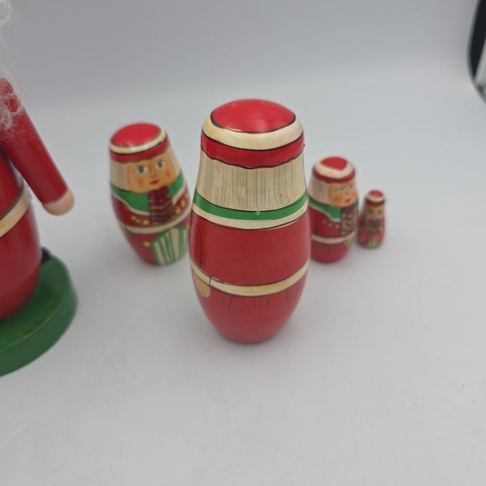 Nesting Doll 5 Piece Nutcracker In Red Coat And Hat - Picture 7 of 9